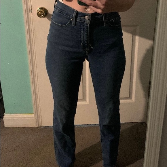 Levi’s Straight Leg Jeans - Picture 1 of 4